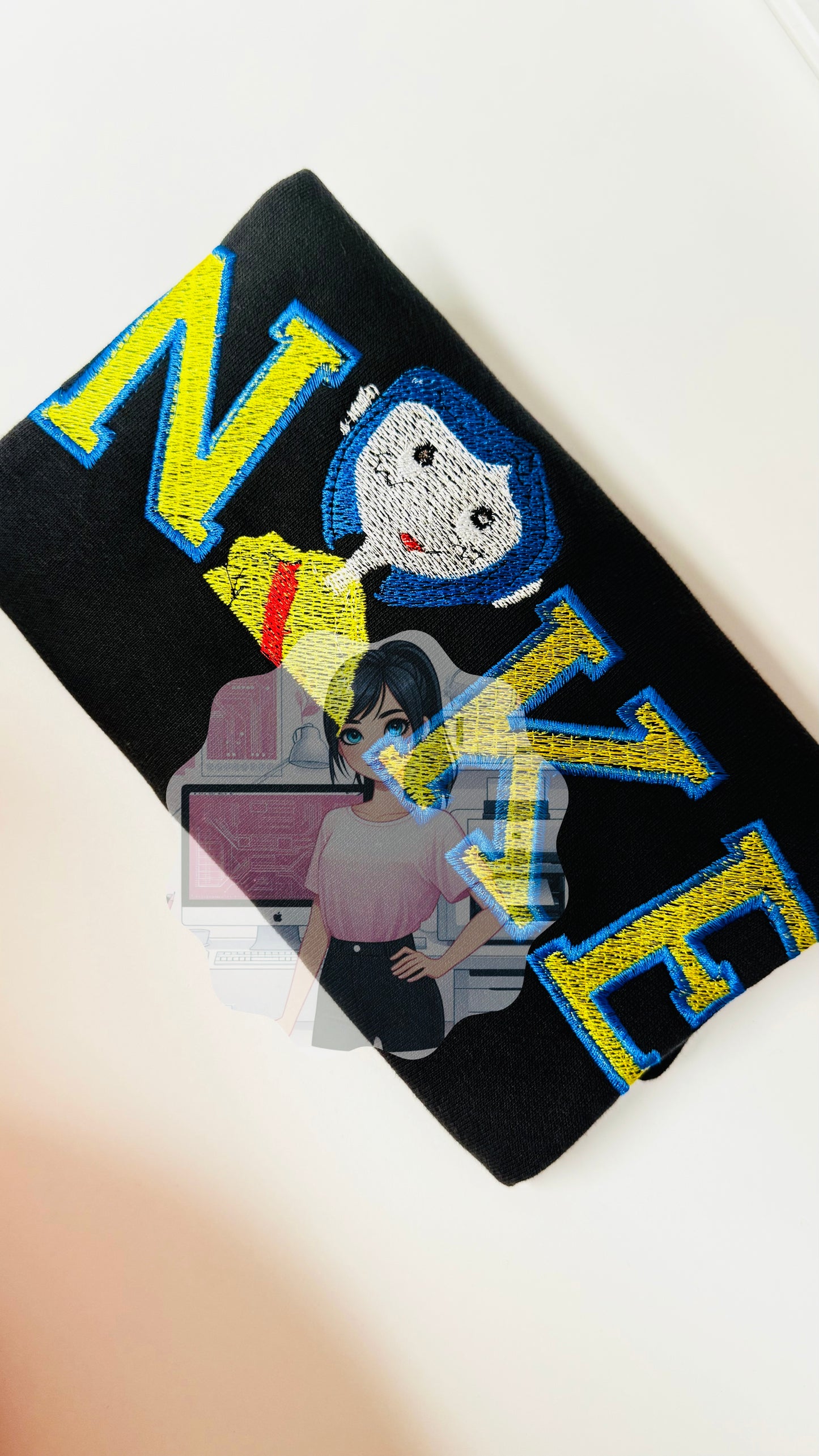 B2 | Sweater | NIKE - Caroline | Embroidery