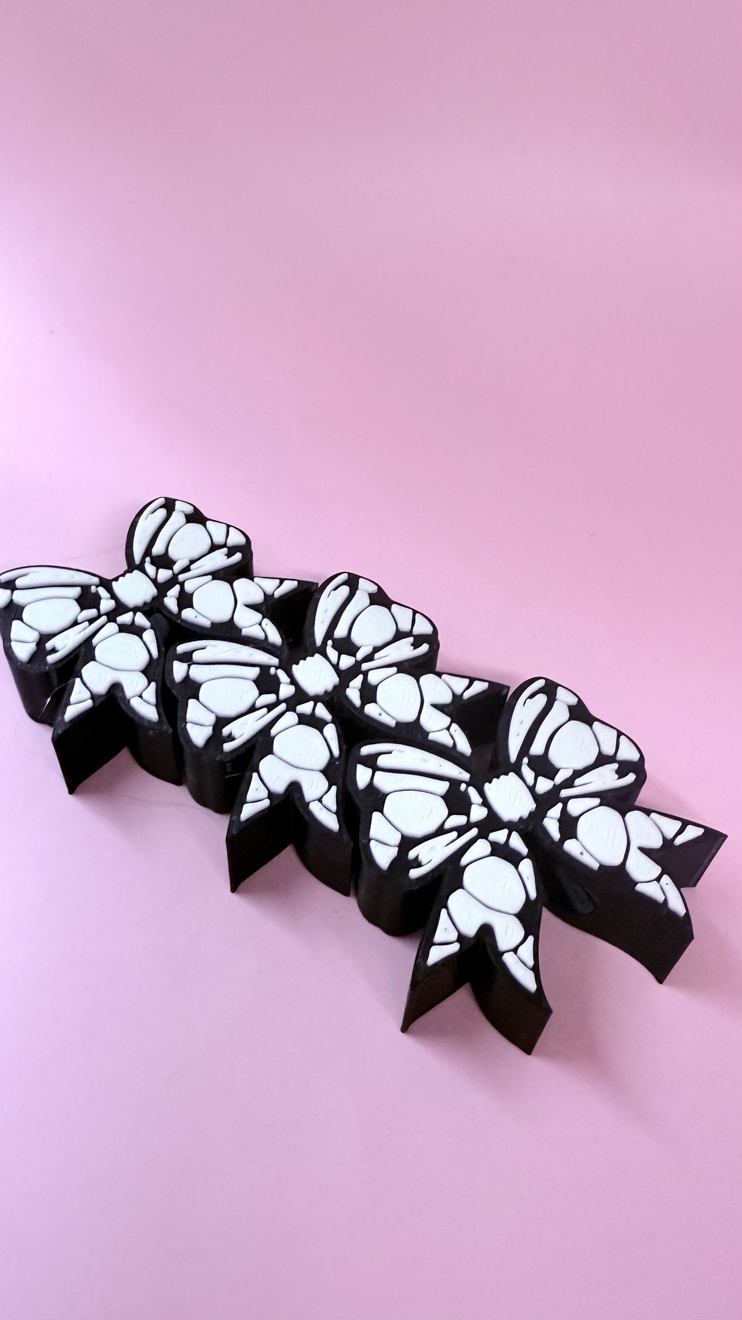 STRAWBERRY DECORATION | BOW | Z3